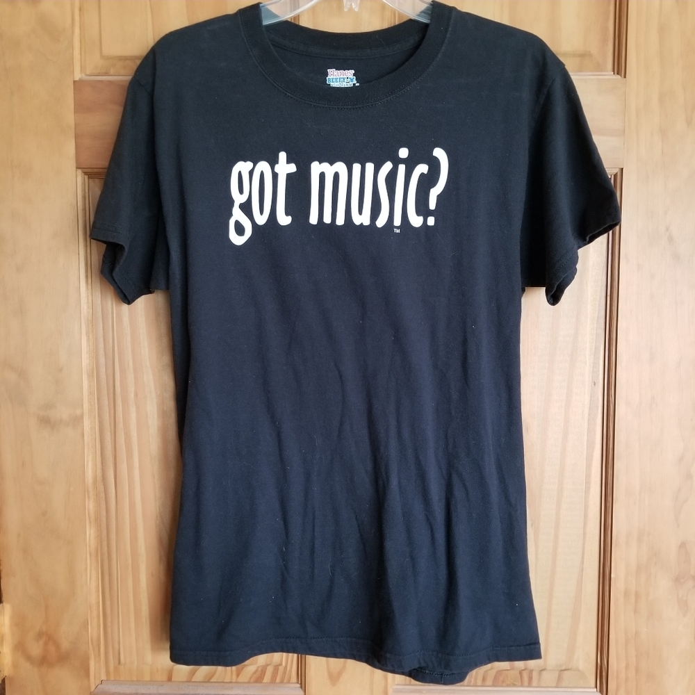 Got Music? Black T